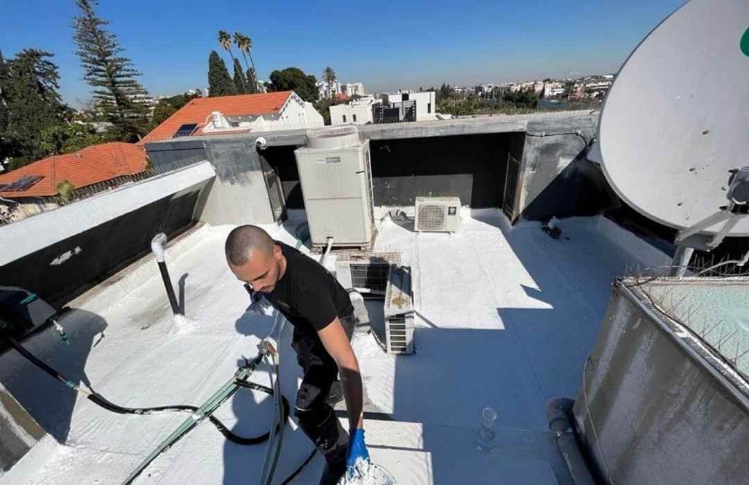 איטום גג בית פרטי