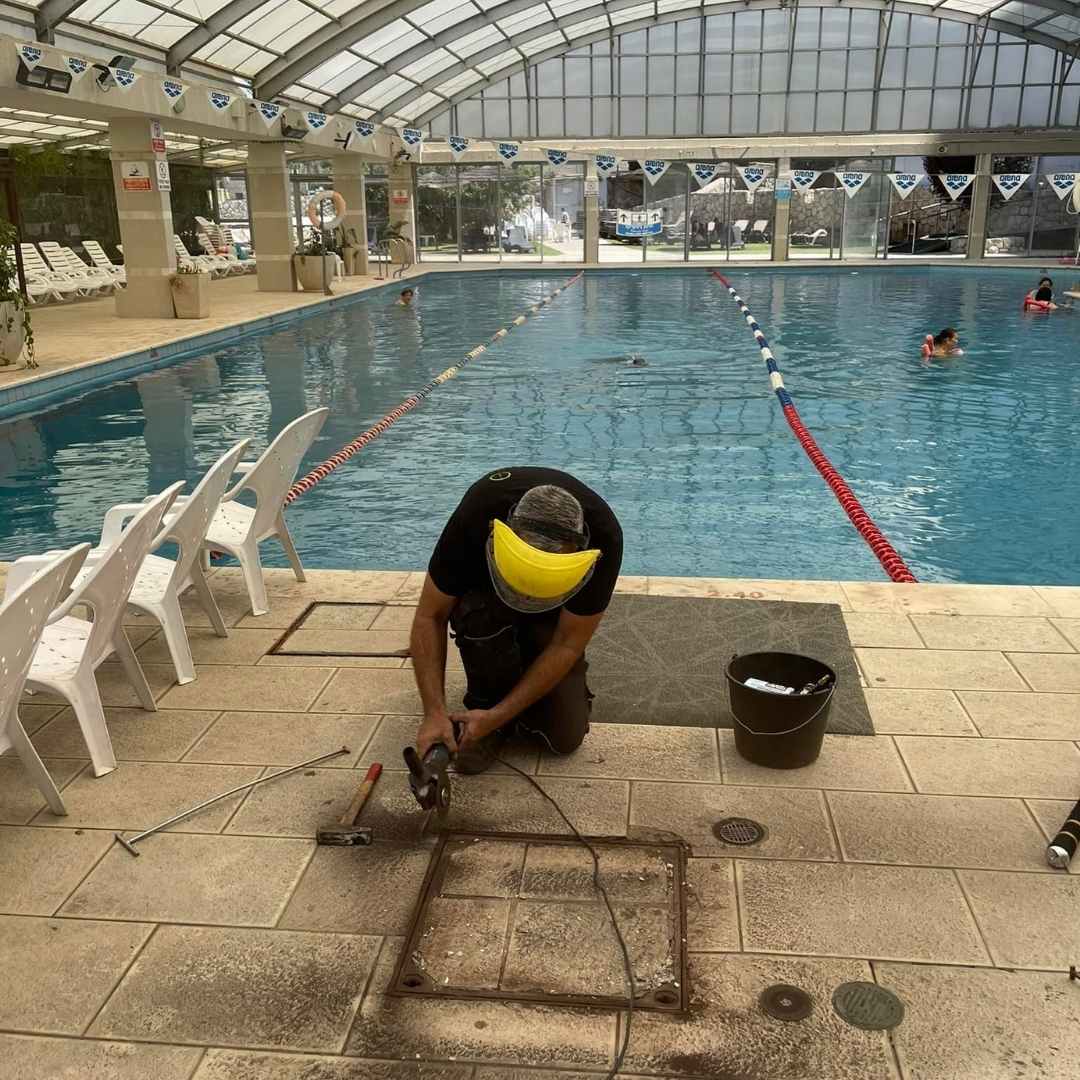 איתור נזילה תת קרקעית בבריכה